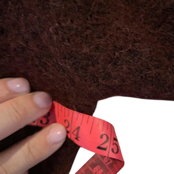 NWT Burgundy Boxy V Neck Sweater 🤍 - Picture 8 of 9